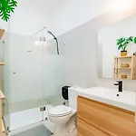 Guest 2 Boutique House