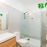 Guest 2 Boutique House *