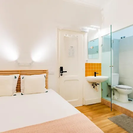 Guest 2 Boutique House 旅馆