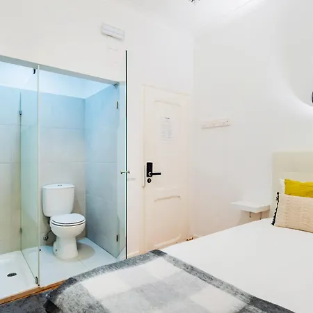 Guest 2 Boutique House